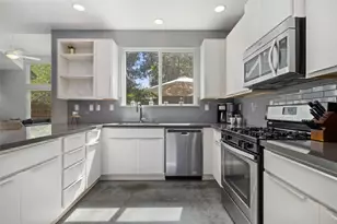 301 W Stassney Ln, Austin, TX 78745 - Photo 9