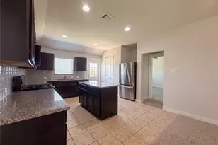 5909 Urbano Bnd, Round Rock, TX 78665 - Photo 9