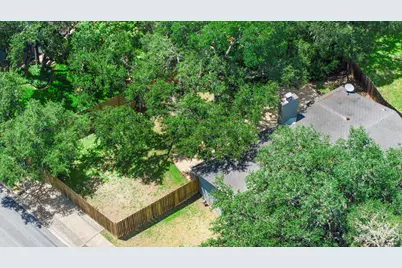 7906 Wycombe Drive, Austin, TX 78749 - Photo 35