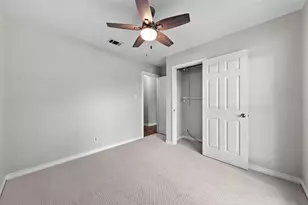 7906 Wycombe Dr, Austin, TX 78749 - Photo 19
