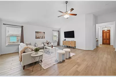 918 Valley View Drive, Leander, TX 78641 - Photo 5