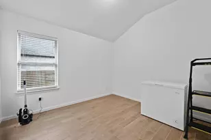 918 Valley View Dr, Leander, TX 78641 - Photo 19