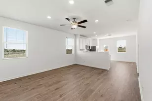 174 Green Berets Bnd, Jarrell, TX 76537 - Photo 7