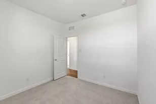 174 Green Berets Bnd, Jarrell, TX 76537 - Photo 15