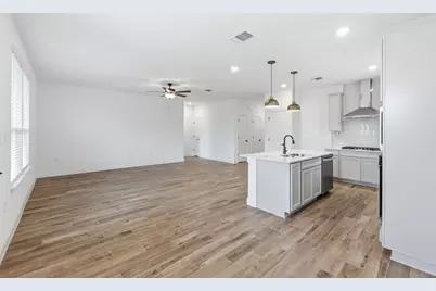 13305 Cerro Castellan Trace, Manor, TX 78653 - Photo 9