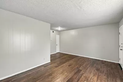 2319 Greenfield Parkway #207, Austin, TX 78741 - Photo 7