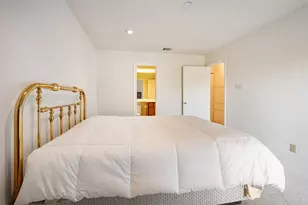 1748 Ohlen Rd, Austin, TX 78757 - Photo 21