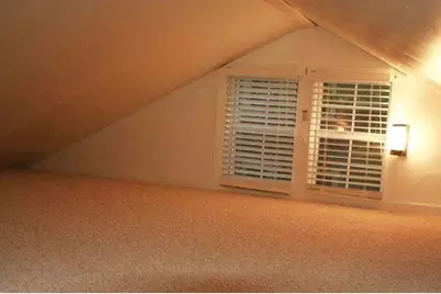 704 Franklin Boulevard #B, Austin, TX 78751 - Photo 13