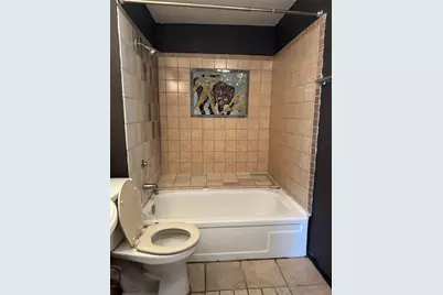 704 Franklin Boulevard #B, Austin, TX 78751 - Photo 9