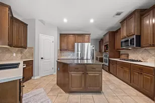 3502 Hidden Oaks Cove, Round Rock, TX 78681 - Photo 7