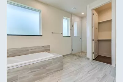 6412 Carson Ridge #B, Austin, TX 78741 - Photo 11