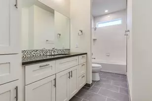 6412 Carson Rdg, Austin, TX 78741 - Photo 15