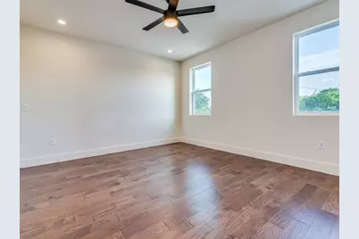 6412 Carson Ridge #B, Austin, TX 78741 - Photo 13