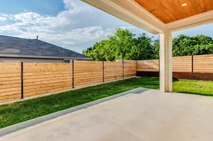6412 Carson Rdg, Austin, TX 78741 - Photo 25