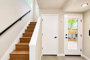 913 Duncan Ln, Austin, TX 78705 - Photo 1