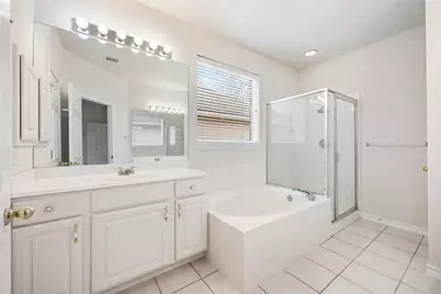 30022 Oakland Hills Drive, Georgetown, TX 78628 - Photo 25