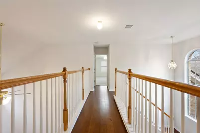 30022 Oakland Hills Drive, Georgetown, TX 78628 - Photo 33