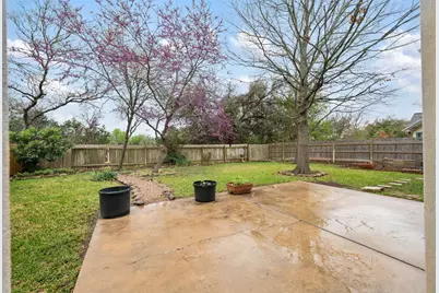 30022 Oakland Hills Drive, Georgetown, TX 78628 - Photo 37