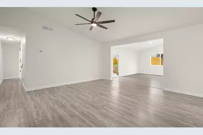 2100 Deadwood Drive, Austin, TX 78744 - Photo 7