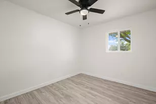 2100 Deadwood Dr, Austin, TX 78744 - Photo 17