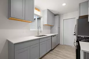 2100 Deadwood Dr, Austin, TX 78744 - Photo 3