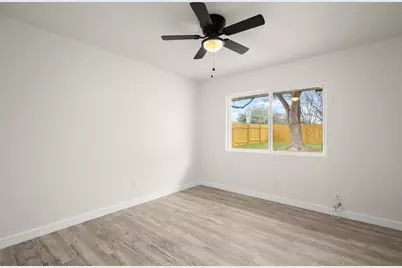 2100 Deadwood Drive, Austin, TX 78744 - Photo 11