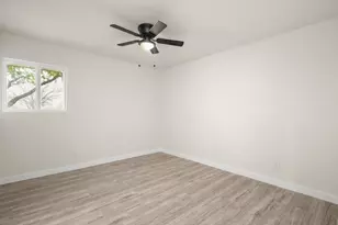 2100 Deadwood Dr, Austin, TX 78744 - Photo 13