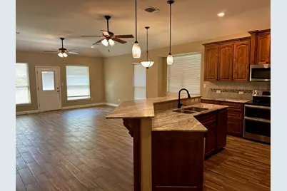 103 S Kanaio Drive #B, Bastrop, TX 78602 - Photo 5