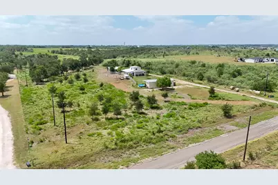 2690 County Road 466, Elgin, TX 78621 - Photo 5