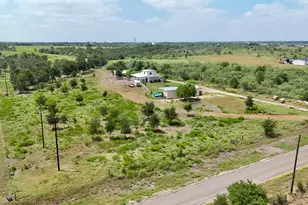 2690 Co Rd 466, Elgin, TX 78621 - Photo 5