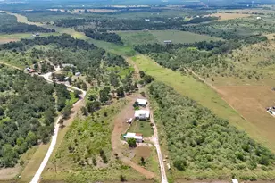 2690 Co Rd 466, Elgin, TX 78621 - Photo 11