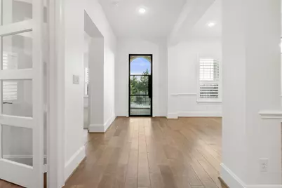 312 Bisset Court, Austin, TX 78738 - Photo 5