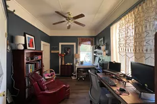 204 Brewster St, Florence, TX 76527 - Photo 7