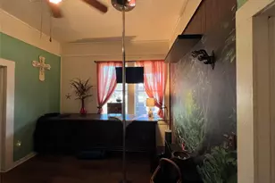 204 Brewster St, Florence, TX 76527 - Photo 17