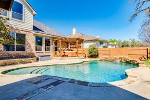 201 Abbott Dr, Austin, TX 78737 - Photo 35