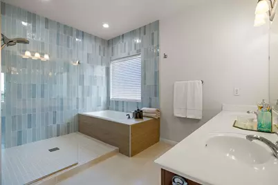 501 Lakeland Circle, Lago Vista, TX 78645 - Photo 17