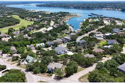501 Lakeland Circle, Lago Vista, TX 78645 - Photo 35
