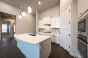 113 Old Trinity Way W, Georgetown, TX 78628 - Photo 5