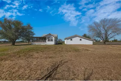 13817 Abrahamson Court, Manor, TX 78653 - Photo 17
