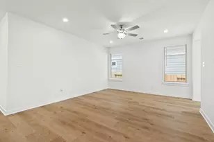 645 Salamander St, San Marcos, TX 78666 - Photo 3