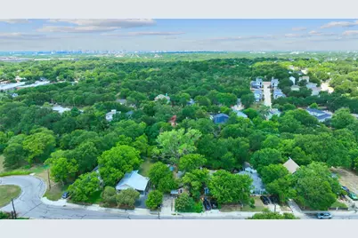 1114 Eleanor Street, Austin, TX 78721 - Photo 3