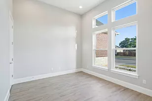 112 Axis Loop, Georgetown, TX 78628 - Photo 3