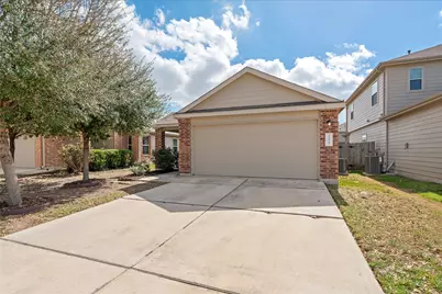 3721 Alpine Autumn Drive, Austin, TX 78744 - Photo 3