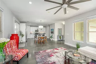 705 E 49th St, Austin, TX 78751 - Photo 9