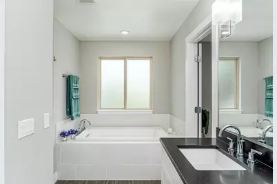 705 E 49th Street #A, Austin, TX 78751 - Photo 21