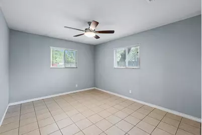 5803 Wellington Drive #B, Austin, TX 78723 - Photo 7