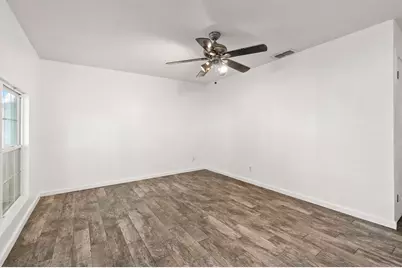 5803 Wellington Drive #B, Austin, TX 78723 - Photo 5