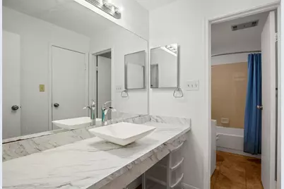 914 W 22nd 1/2 Street #304, Austin, TX 78705 - Photo 7