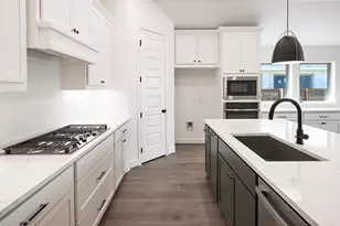 313 Foxfire Cove, Lockhart, TX 78644 - Photo 17