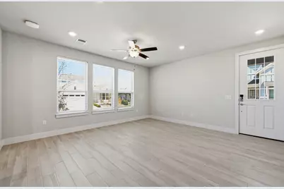 8401 Orizzonte Street, Austin, TX 78744 - Photo 5